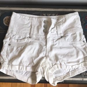 high waisted white shorts